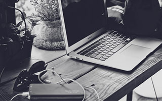 天博体育登录入口-瓜迪奥拉：极端赛程不能想太多 每队都有奇怪结果